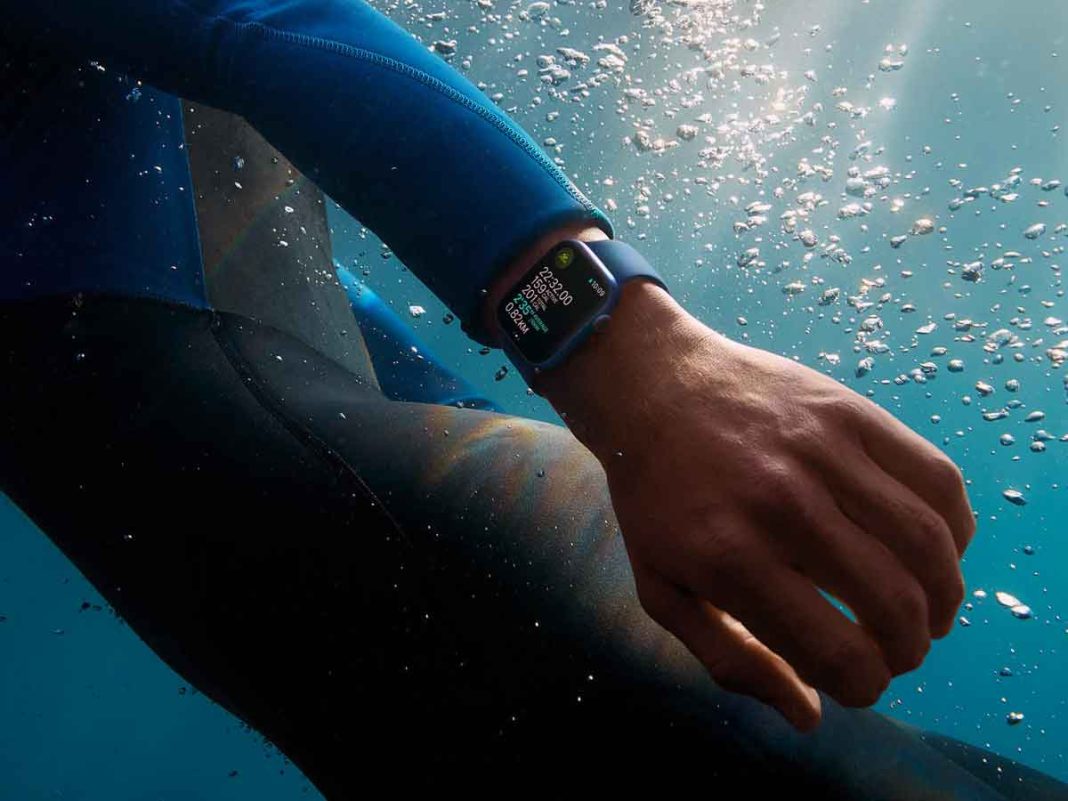 7 of the best fitness trackers for aquacise and water aerobics MyHealthyApple