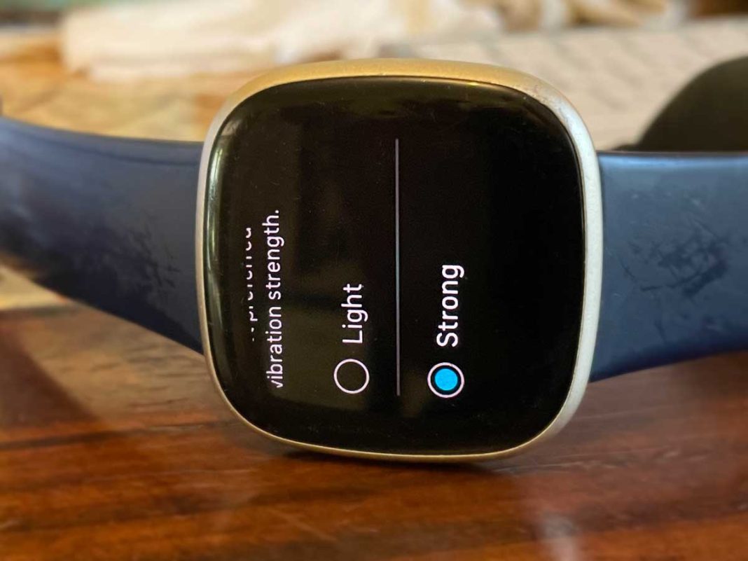 Fitbit side button not working or stuck? Steps to fix it MyHealthyApple