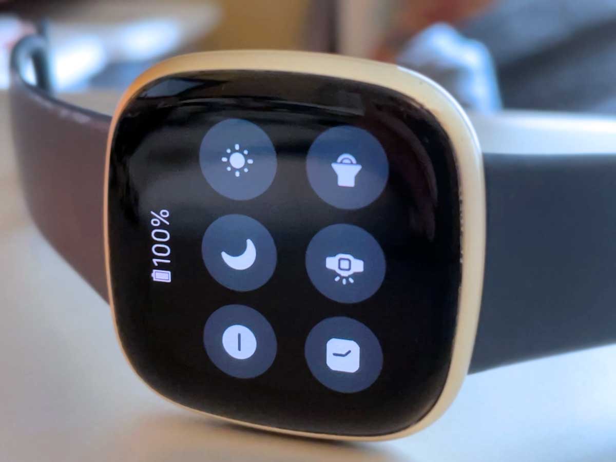 How to check the battery level on your Fitbit MyHealthyApple