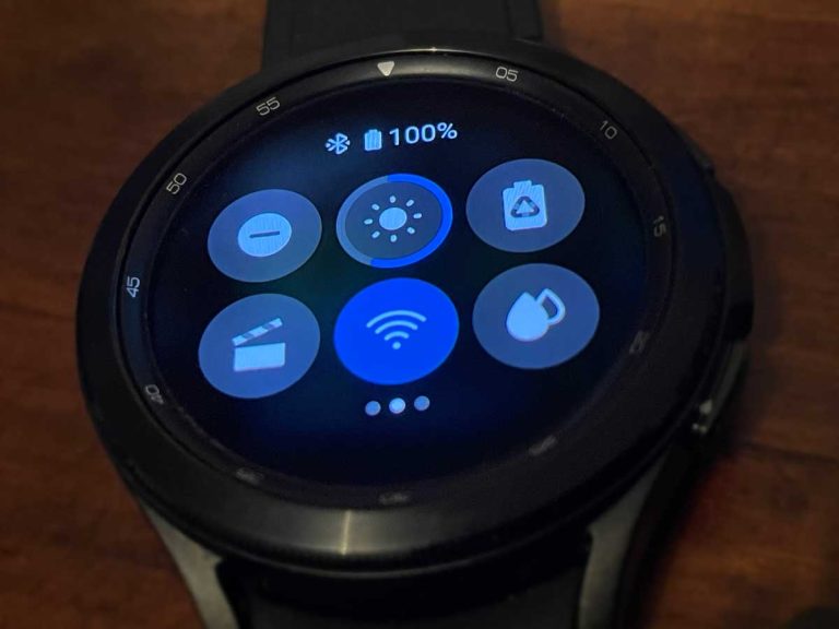 Is Always on Display not working on your Samsung Galaxy watch? Fix it! MyHealthyApple