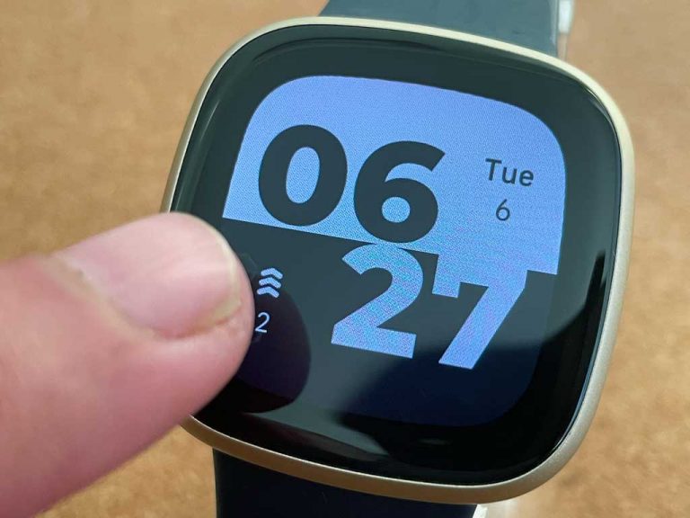 Fitbit doesn't turn on clock when you tap it? Screen wake not working? Let's fix it